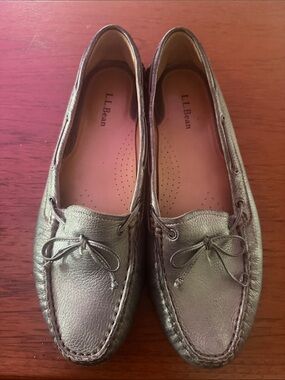 L.L. Bean Women's Metallic Pewter Moccasins